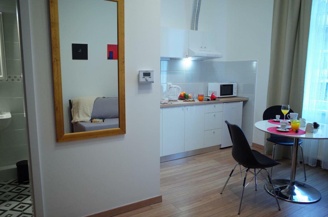 Sedaki Apartments In The Center Of Zagreb Buitenkant foto