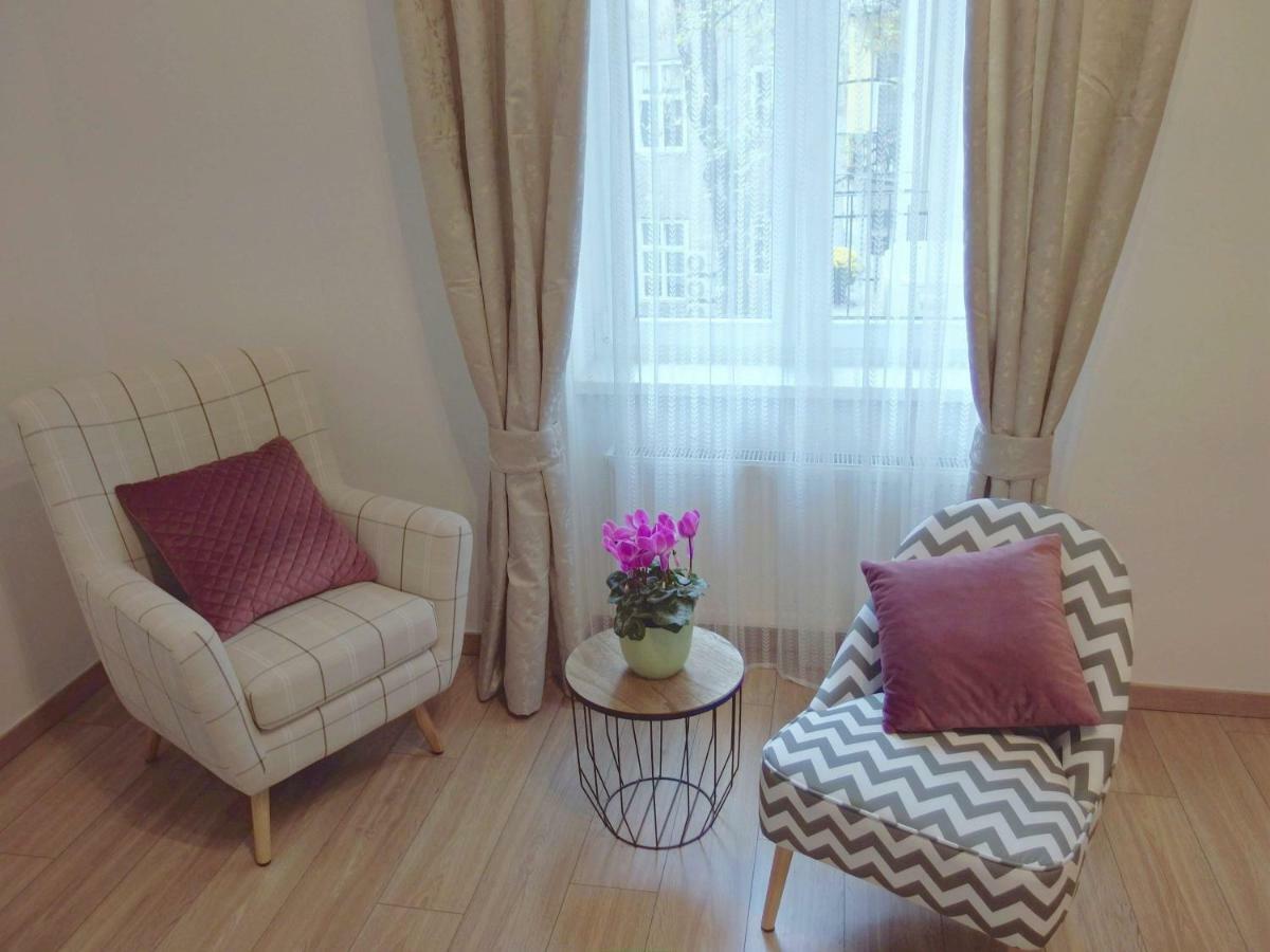 Sedaki Apartments In The Center Of Zagreb Buitenkant foto